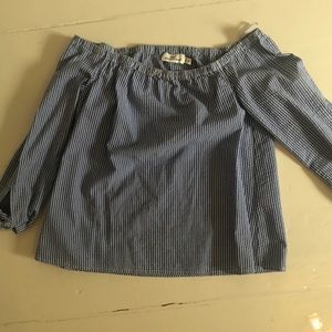 Vineyard vines off the shoulder top